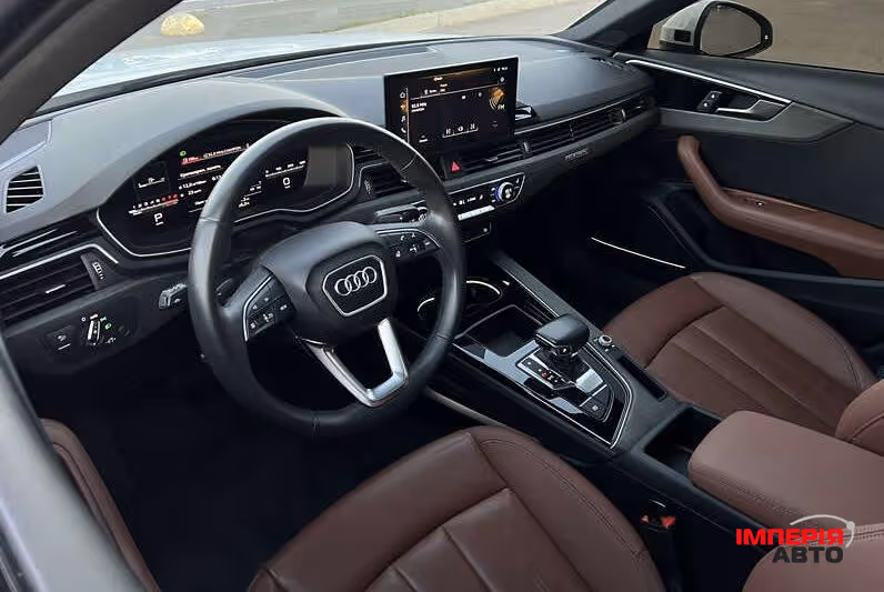 Audi A4 - фото 15
