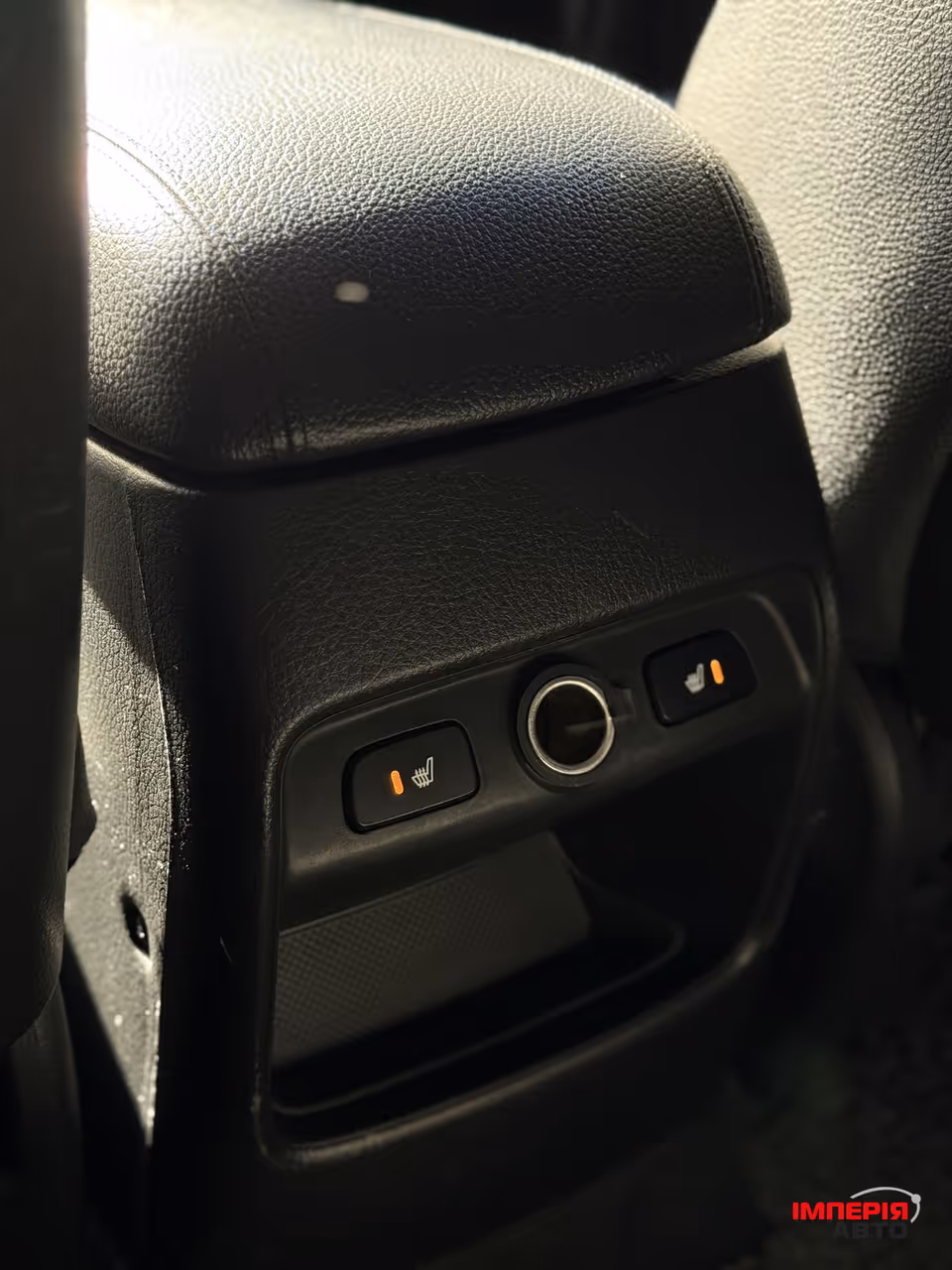 Kia Sorento - фото 16