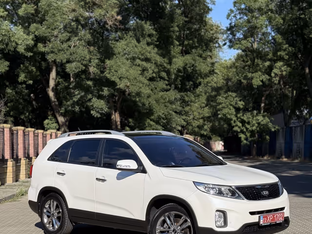Kia Sorento - фото 3