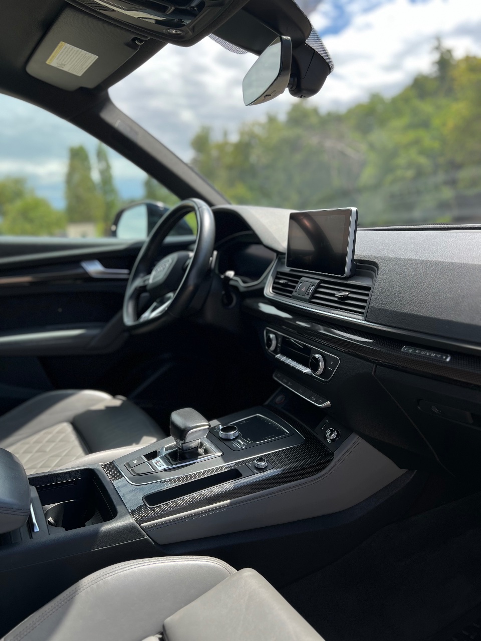 Audi SQ5 - фото 23