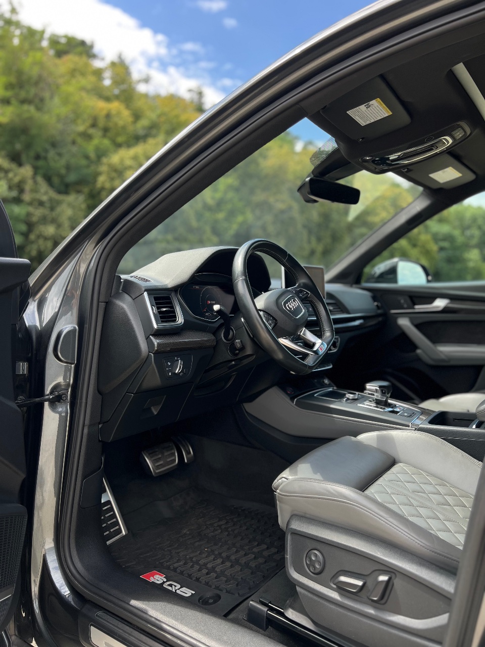 Audi SQ5 - фото 26