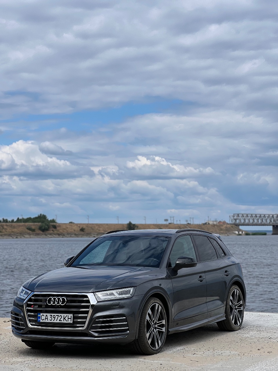 Audi SQ5 - фото 2