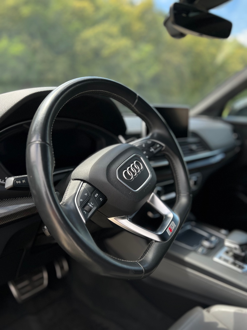 Audi SQ5 - фото 22