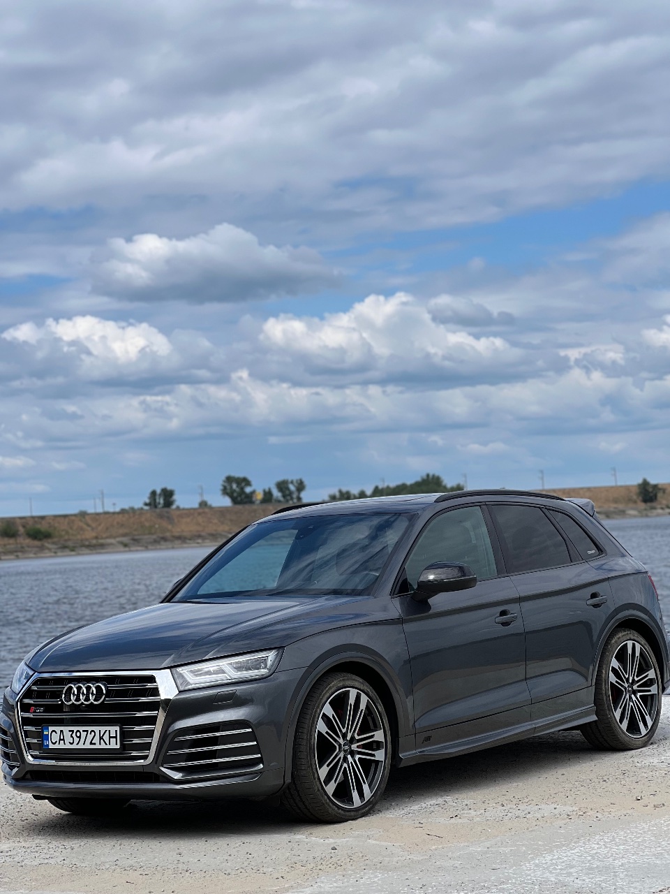 Audi SQ5 - фото 1