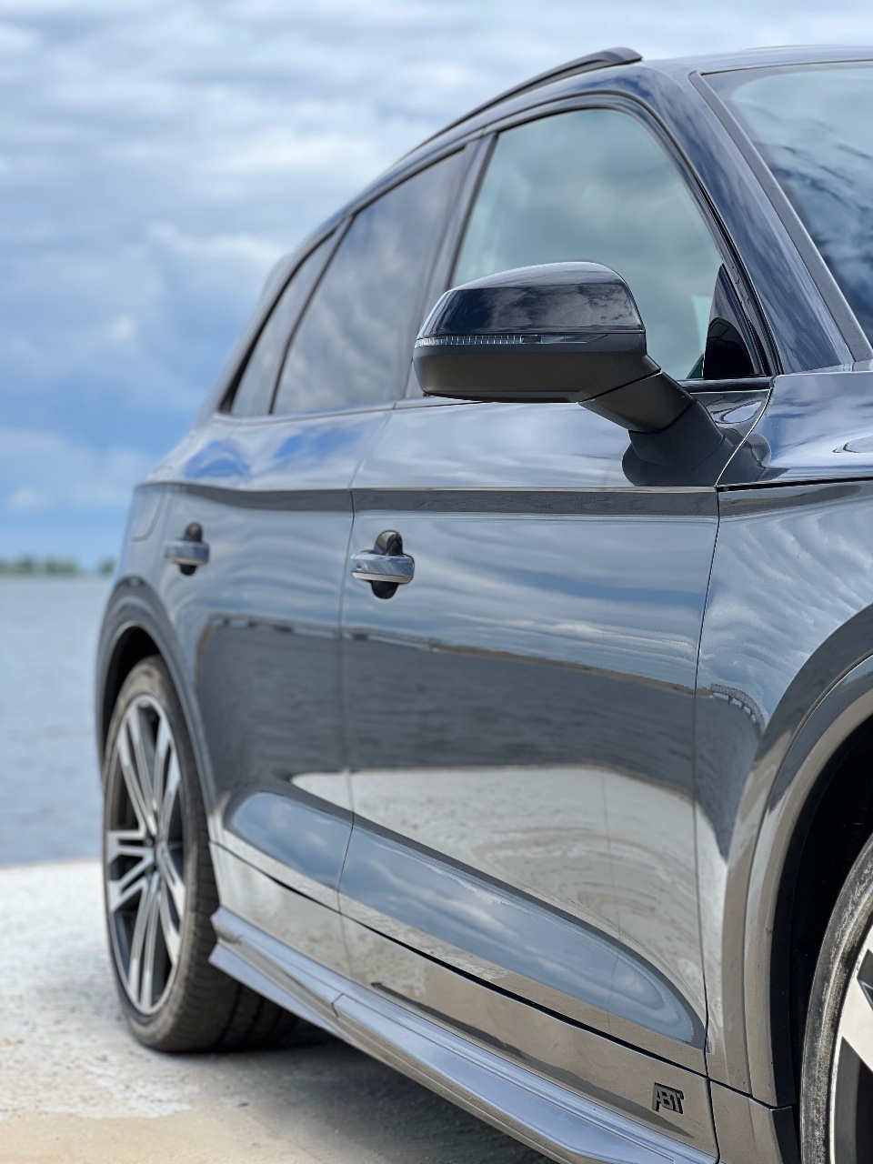 Audi SQ5 - фото 11