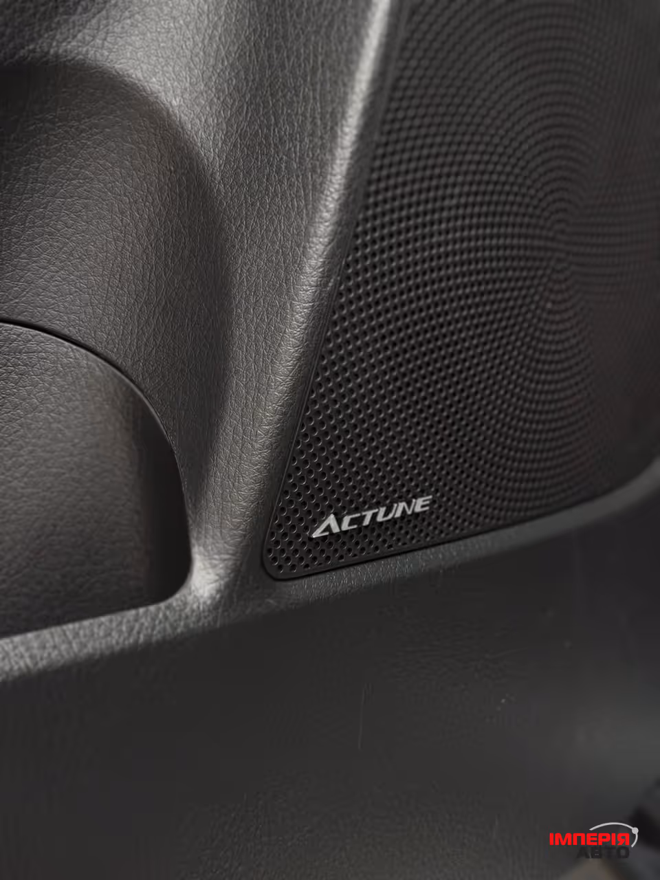 Kia Sorento - фото 15