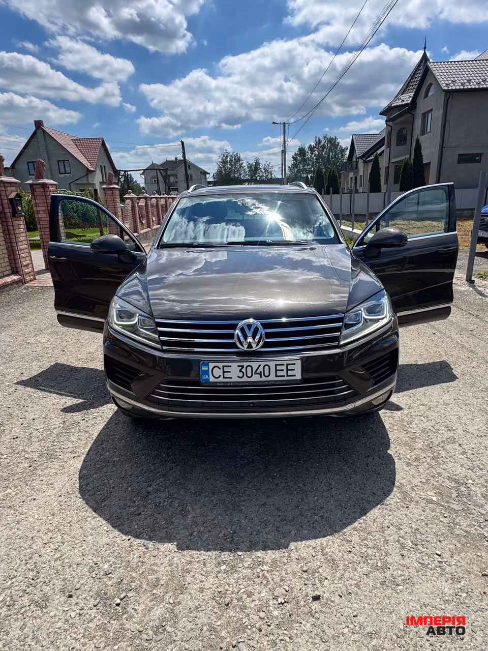 Volkswagen Touareg - фото 1