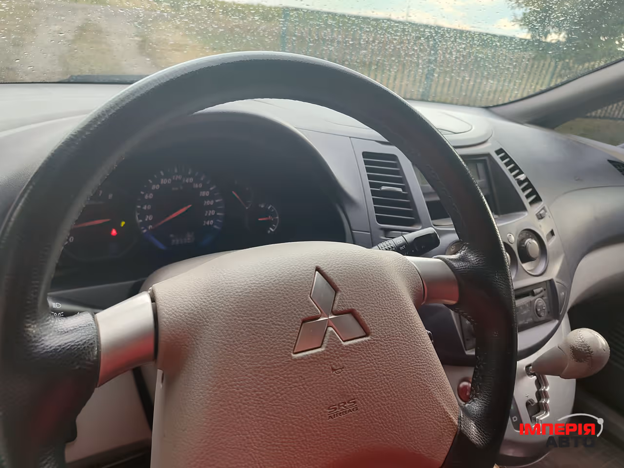 Mitsubishi Grandis - фото 6