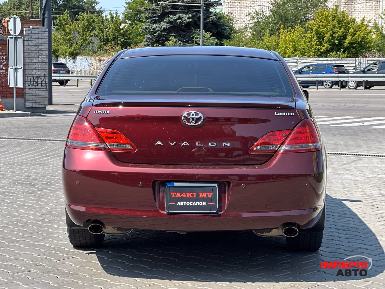 Toyota Avalon - фото 3