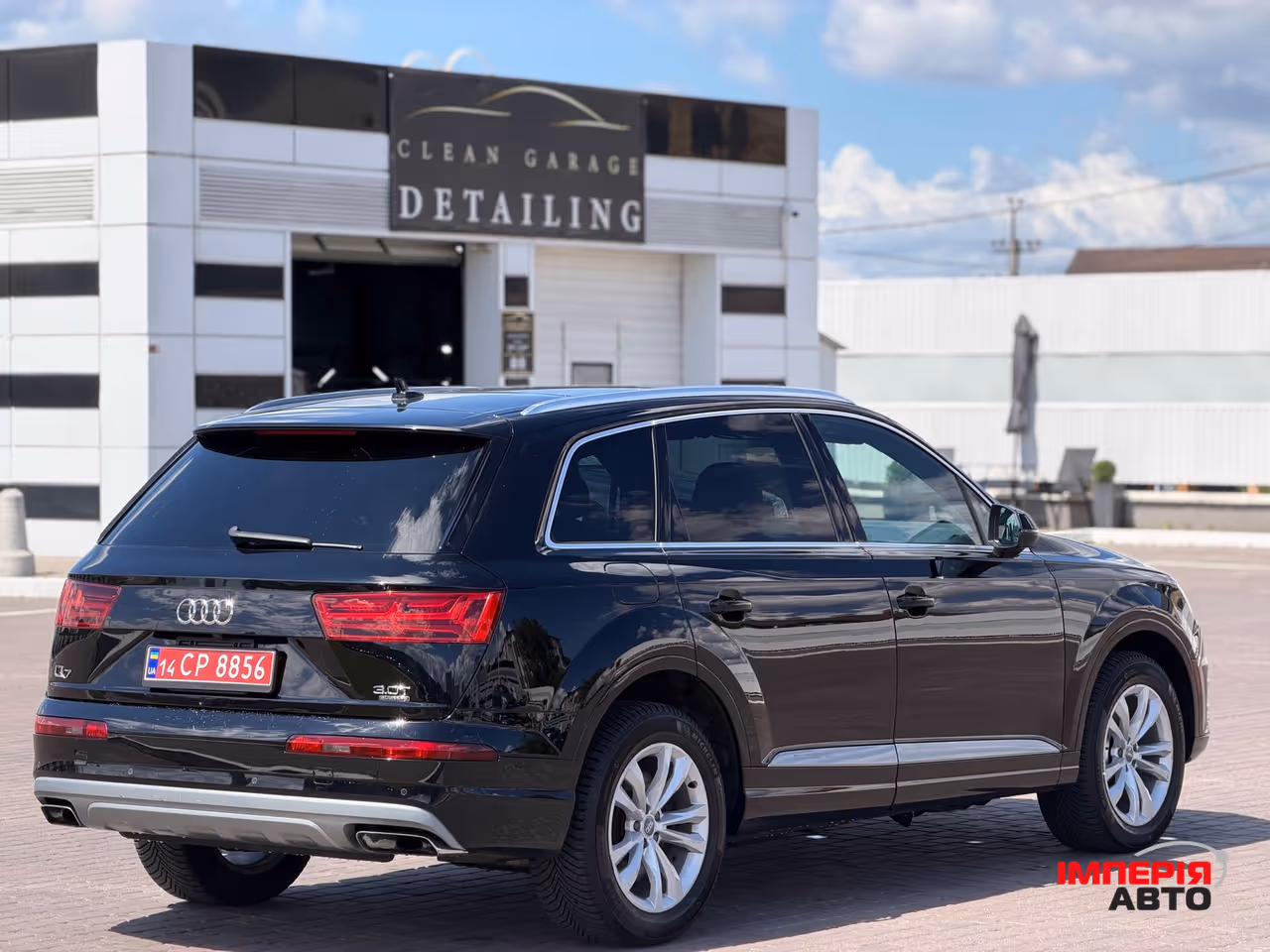Audi Q7 - фото 5