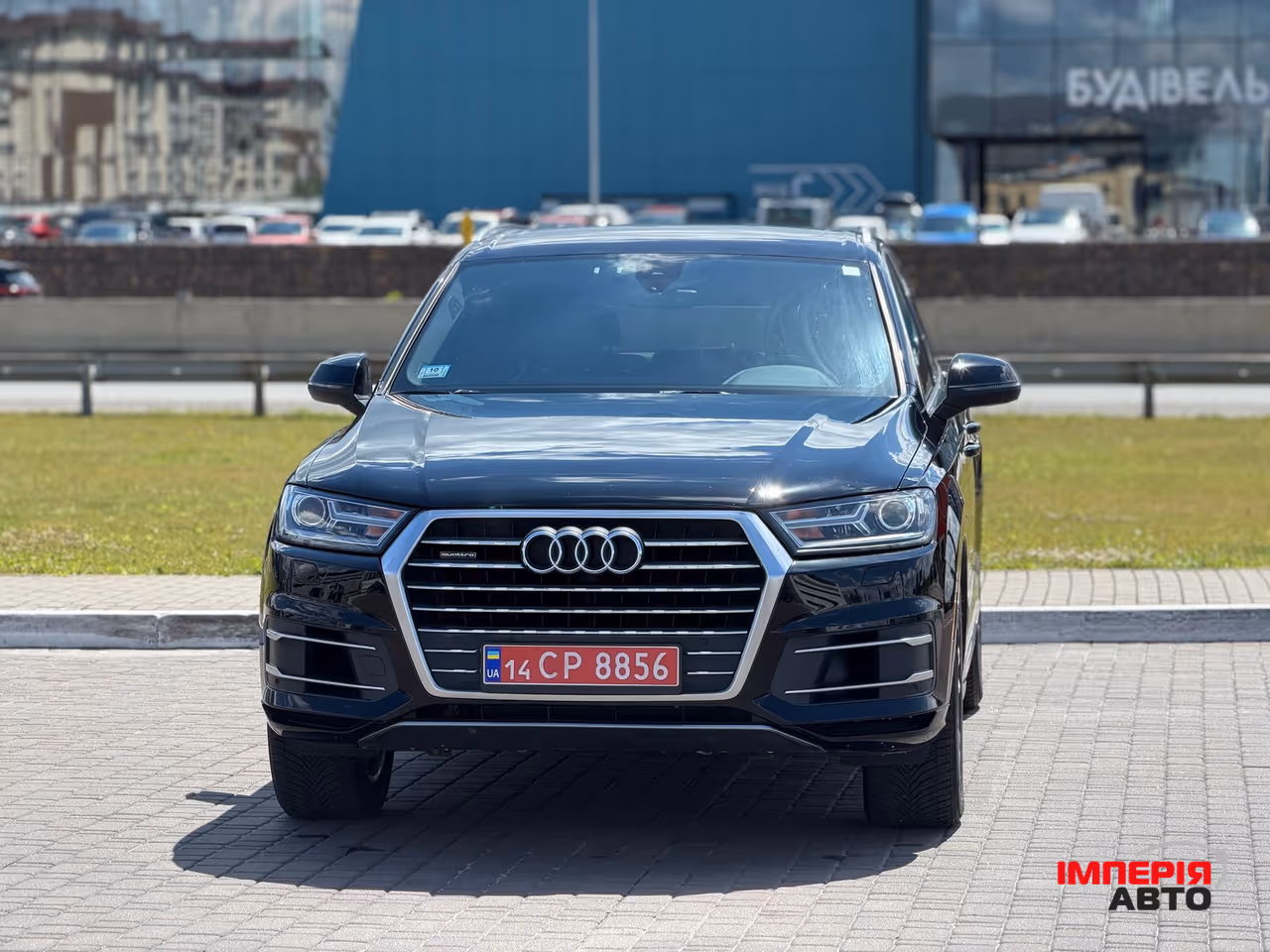Audi Q7 - фото 2