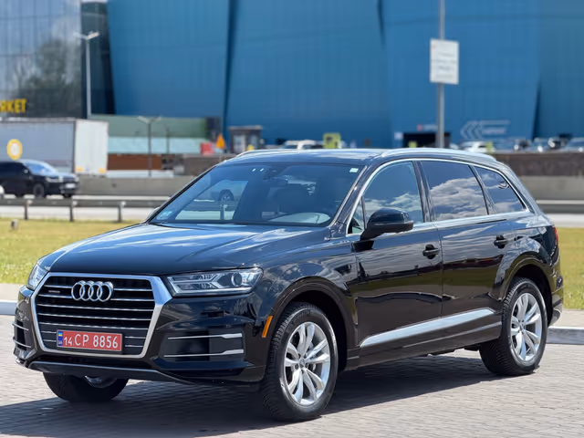 Audi Q7 - фото 1
