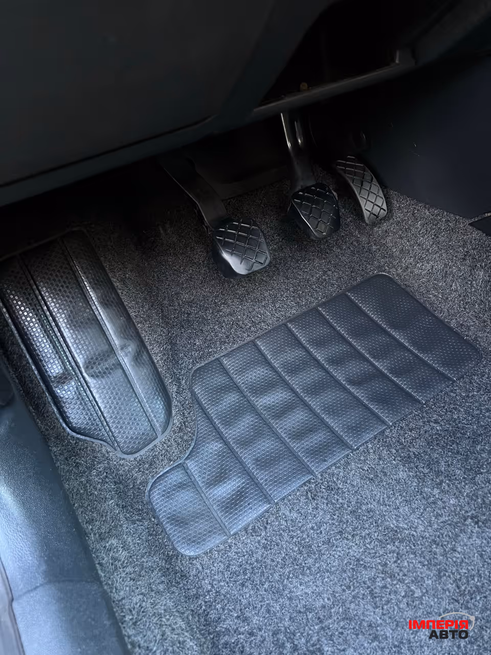 Skoda Fabia - фото 15
