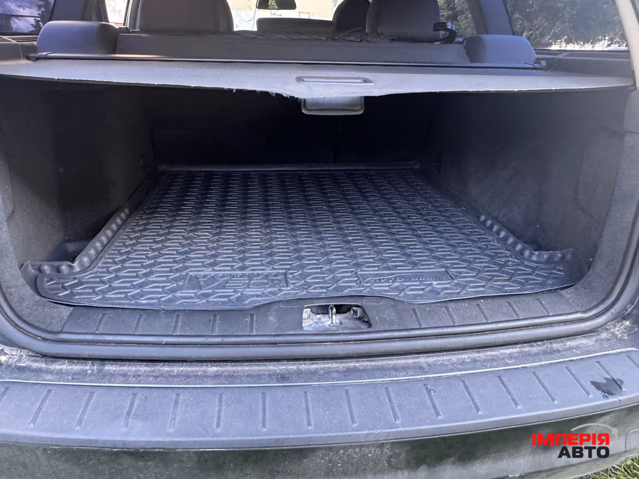 Volvo V50 - фото 7