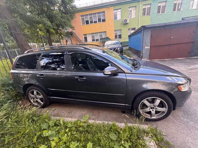 Volvo V50 - зображення 2