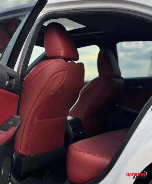 Lexus IS - фото 5