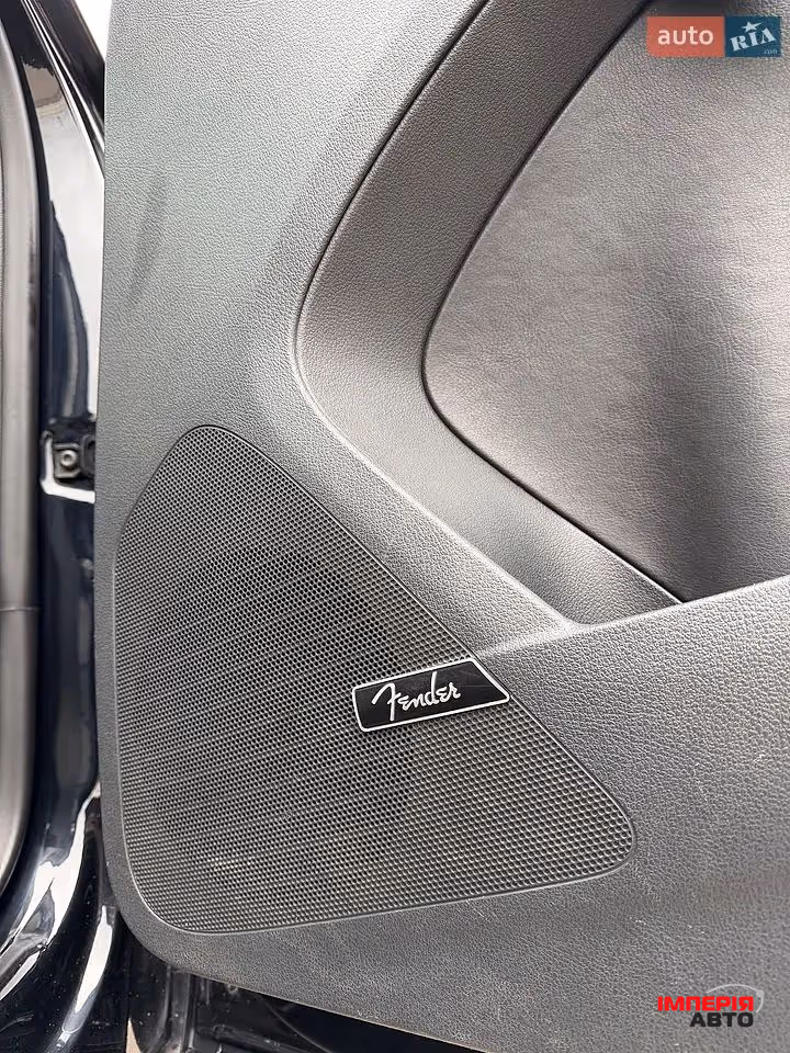 Volkswagen Tiguan - фото 5