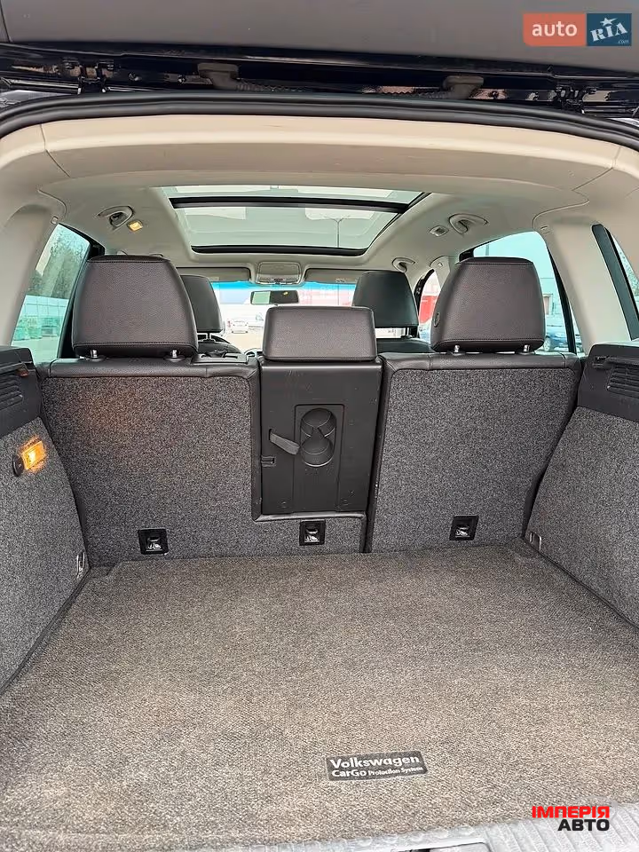 Volkswagen Tiguan - фото 10