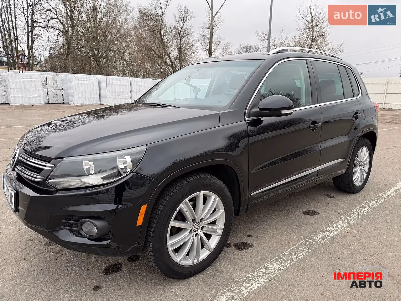 Volkswagen Tiguan - фото 1