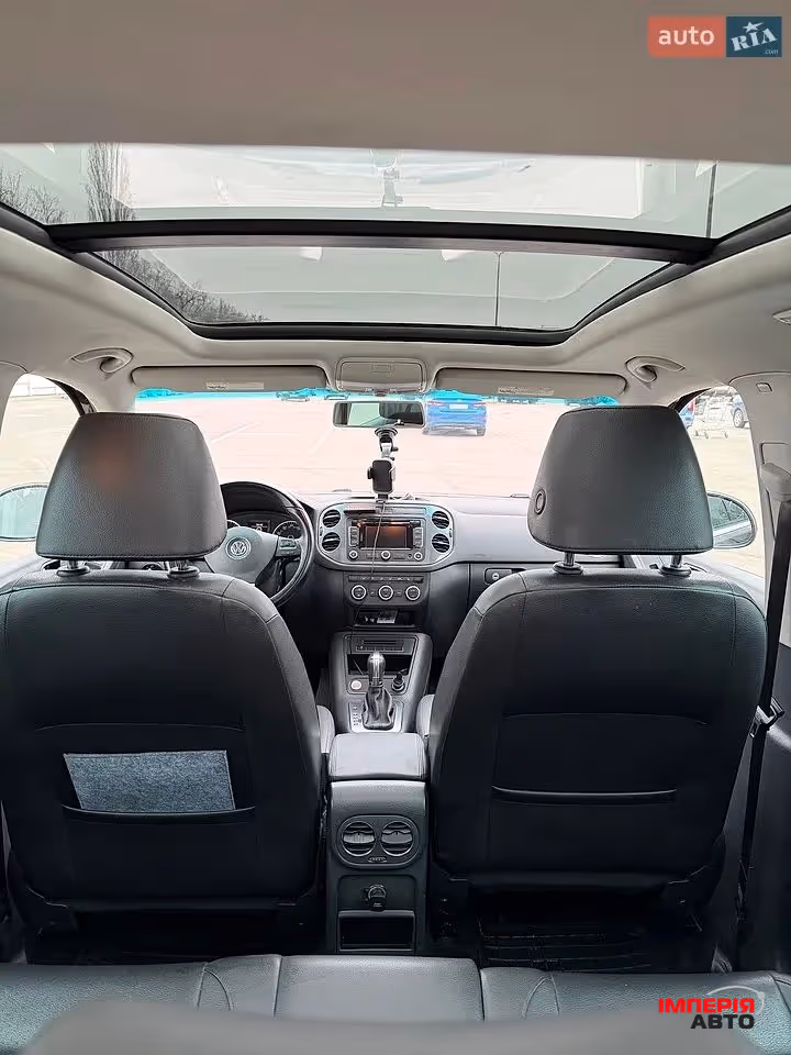 Volkswagen Tiguan - фото 9