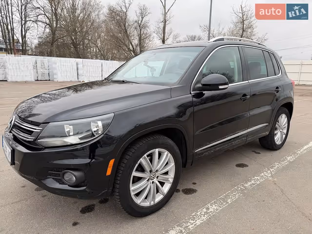 Volkswagen Tiguan - фото 1