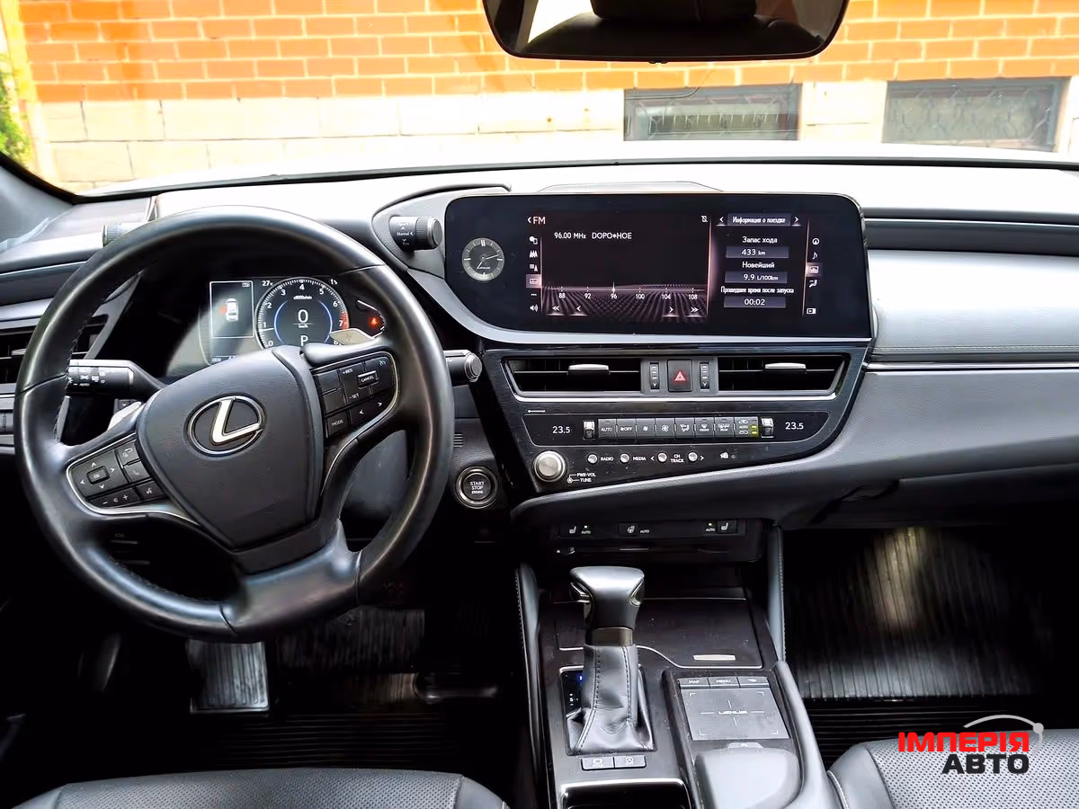 Lexus ES - фото 6