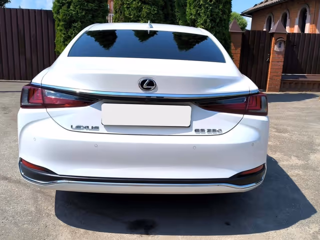 Lexus ES - фото 4