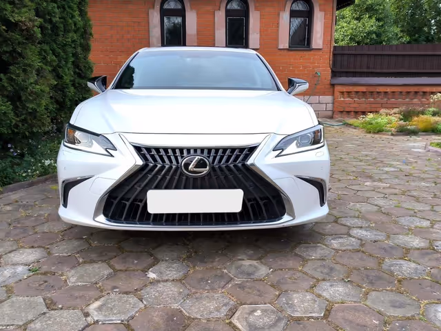 Lexus ES - фото 2