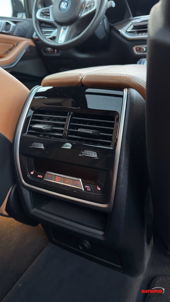 BMW X5 - фото 12