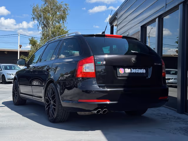 Skoda Octavia RS - фото 5