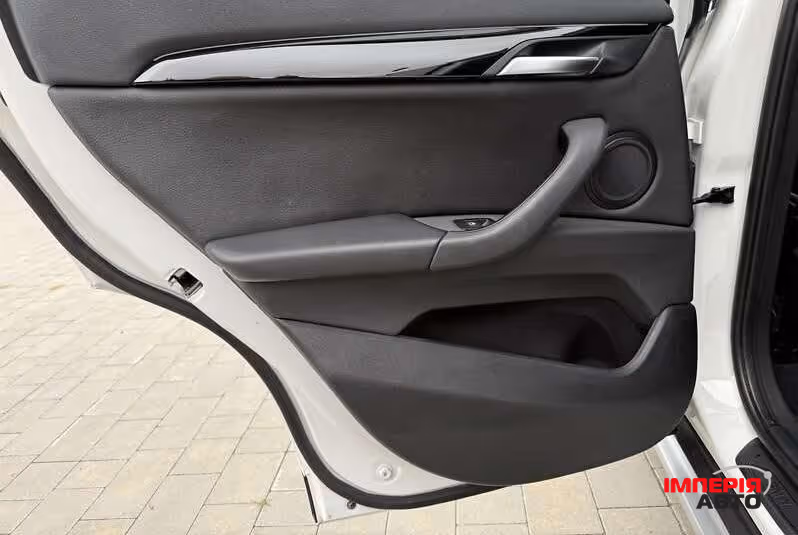 BMW X1 - фото 15