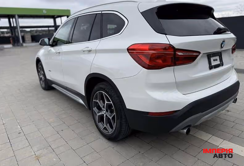 BMW X1 - фото 3