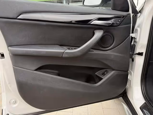 BMW X1 - фото 5