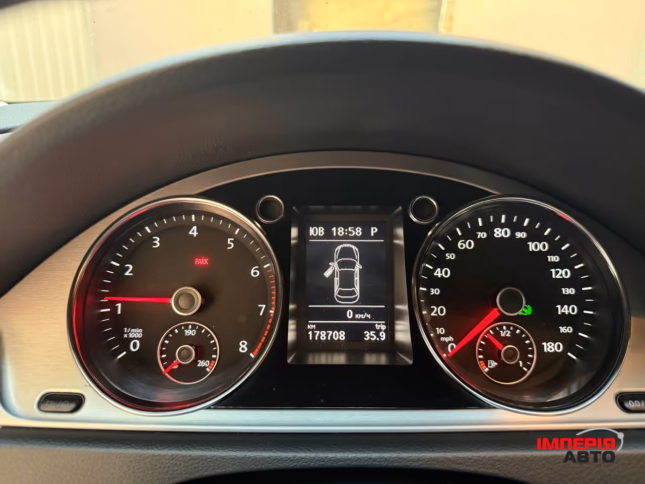 Volkswagen Passat CC - фото 3