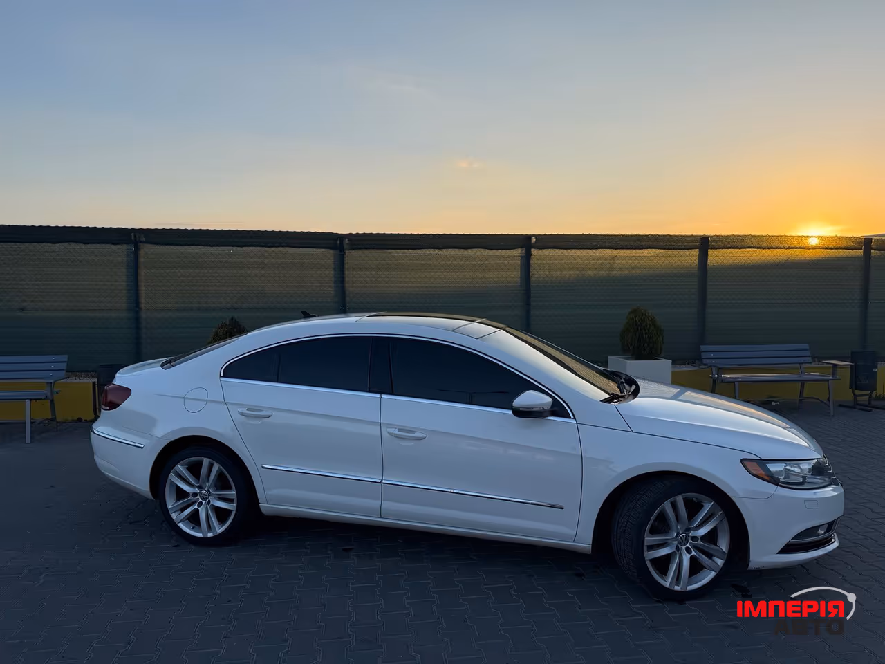 Volkswagen Passat CC - фото 8