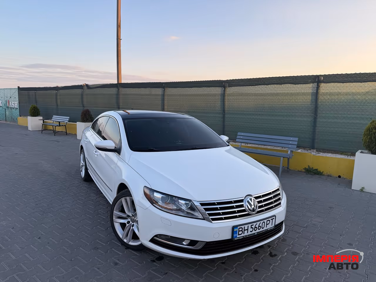 Volkswagen Passat CC - фото 1