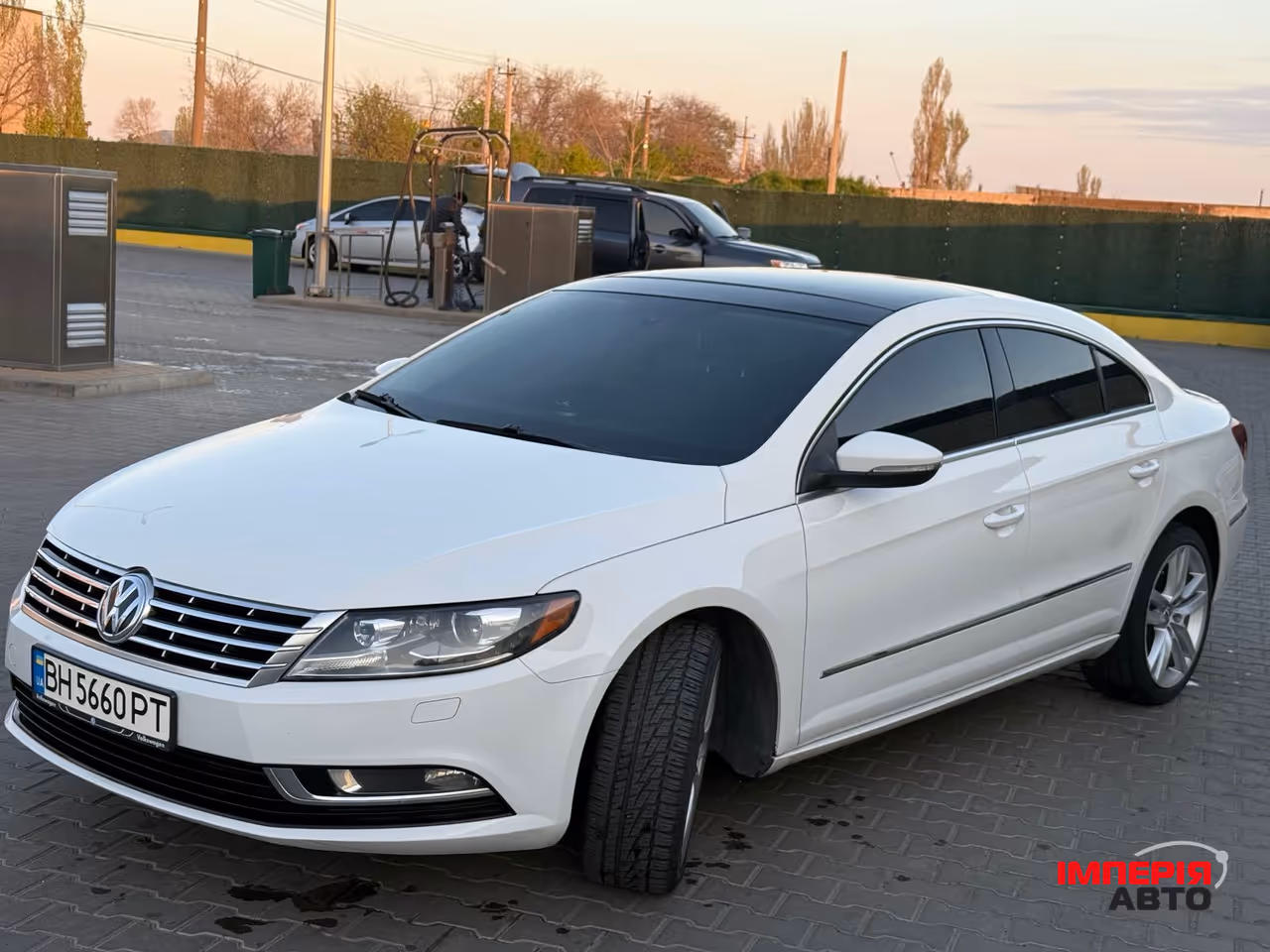 Volkswagen Passat CC - фото 14
