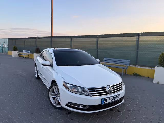 Volkswagen Passat CC - фото 1