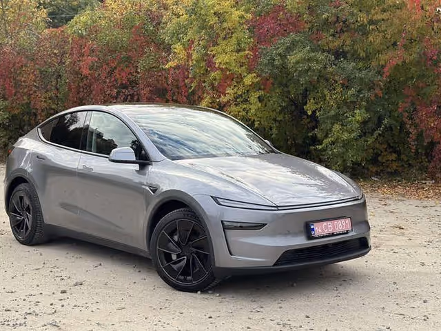 Tesla Model Y - зображення 3