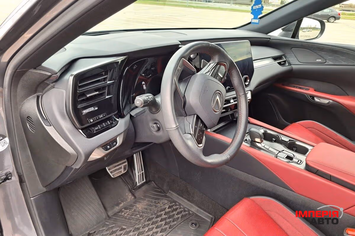 Lexus RX - фото 9