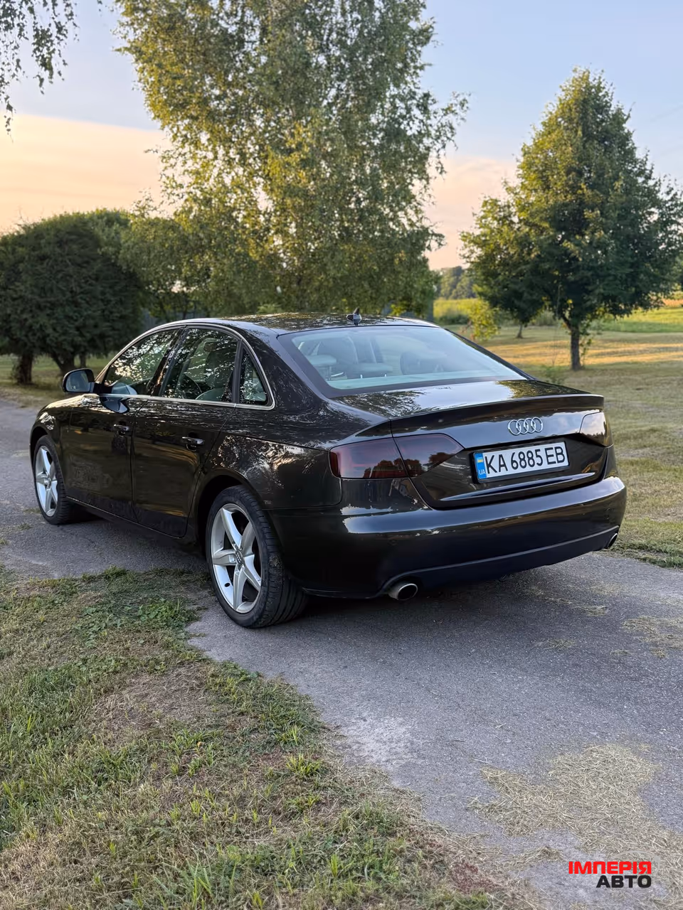Audi A4 - фото 4