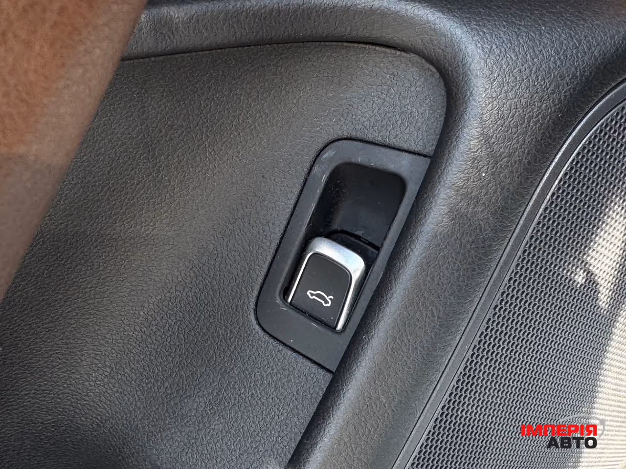 Audi A6 - фото 31