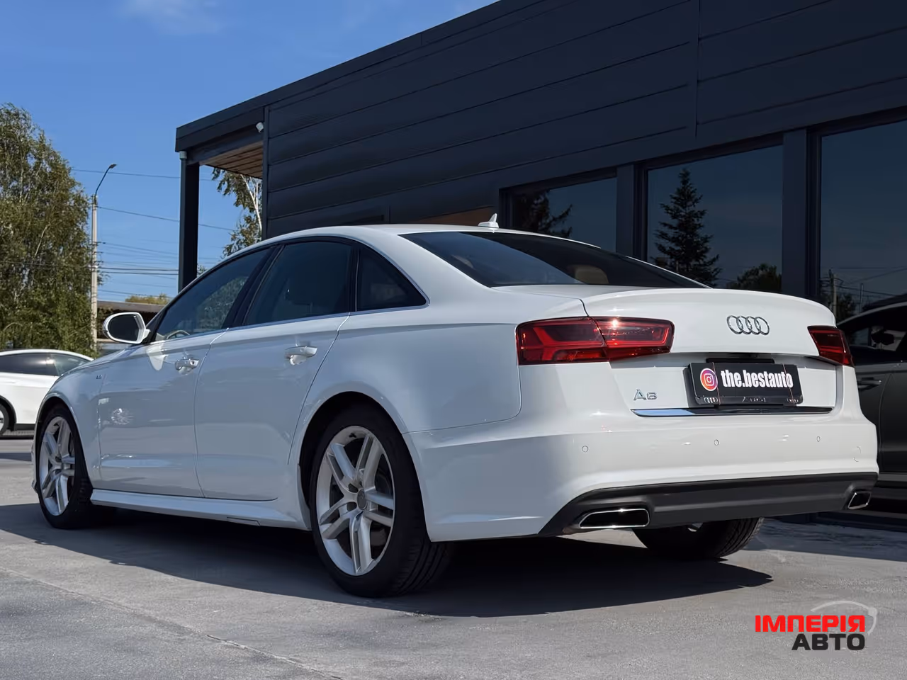 Audi A6 - фото 19