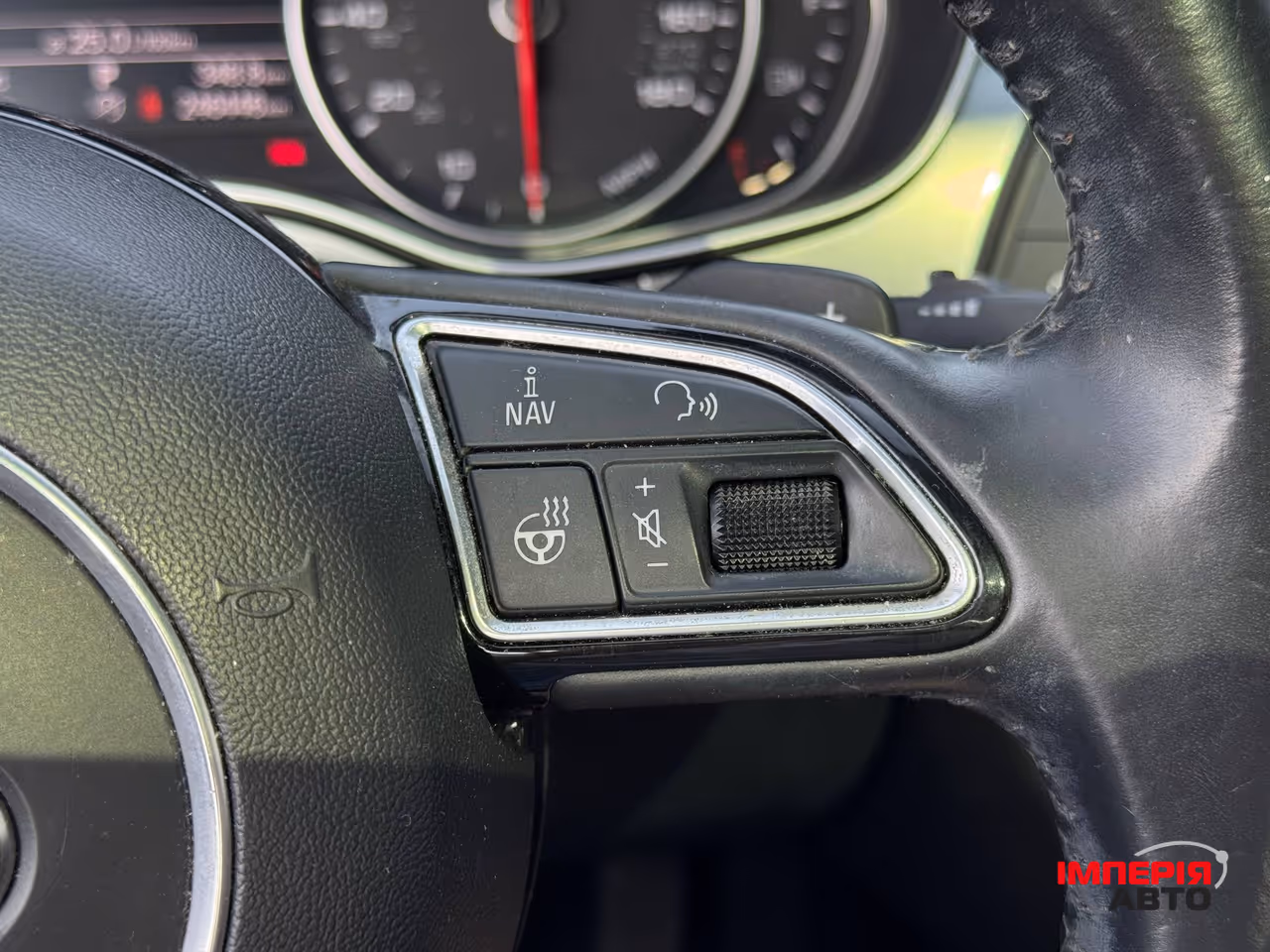 Audi A6 - фото 48
