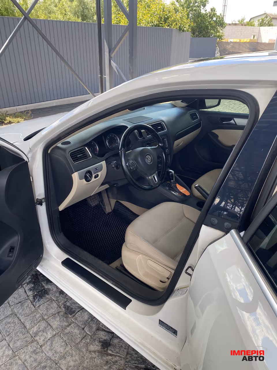 Volkswagen Jetta - фото 7