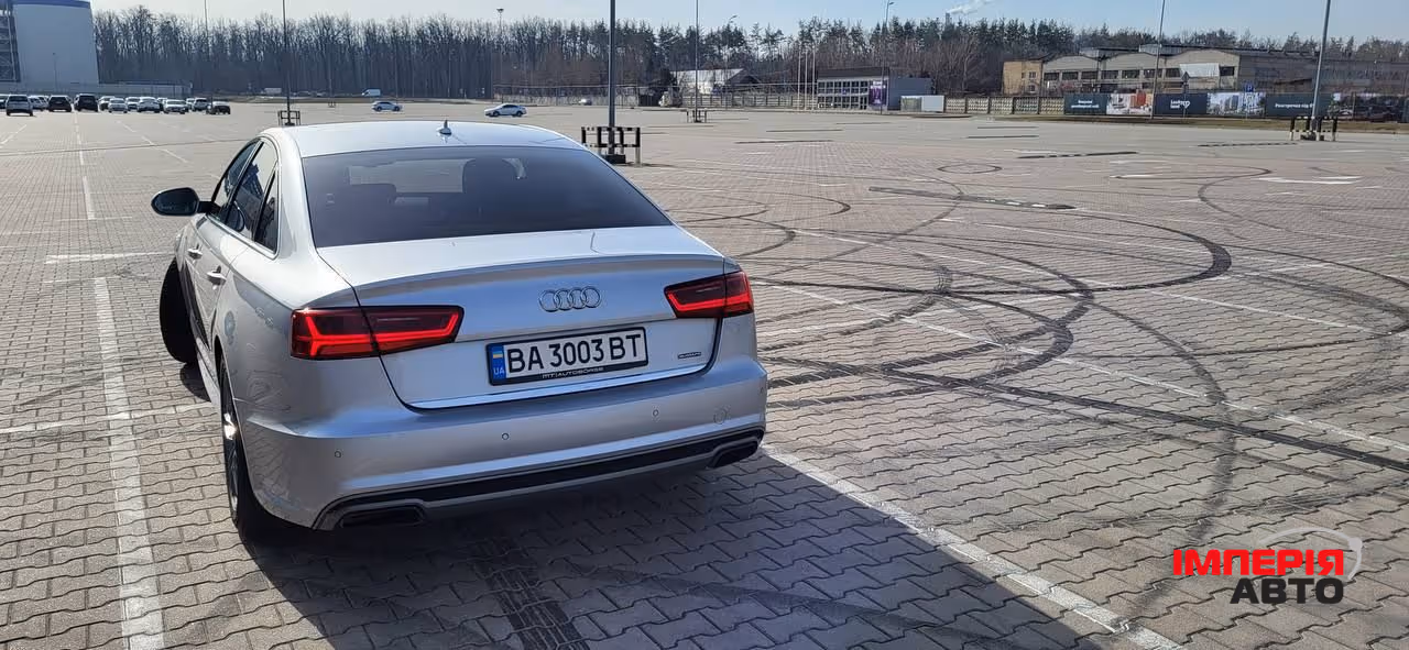 Audi A6 allroad - фото 11