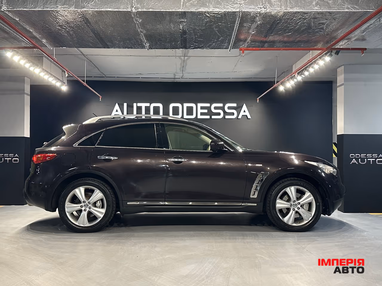 Infiniti FX - фото 4