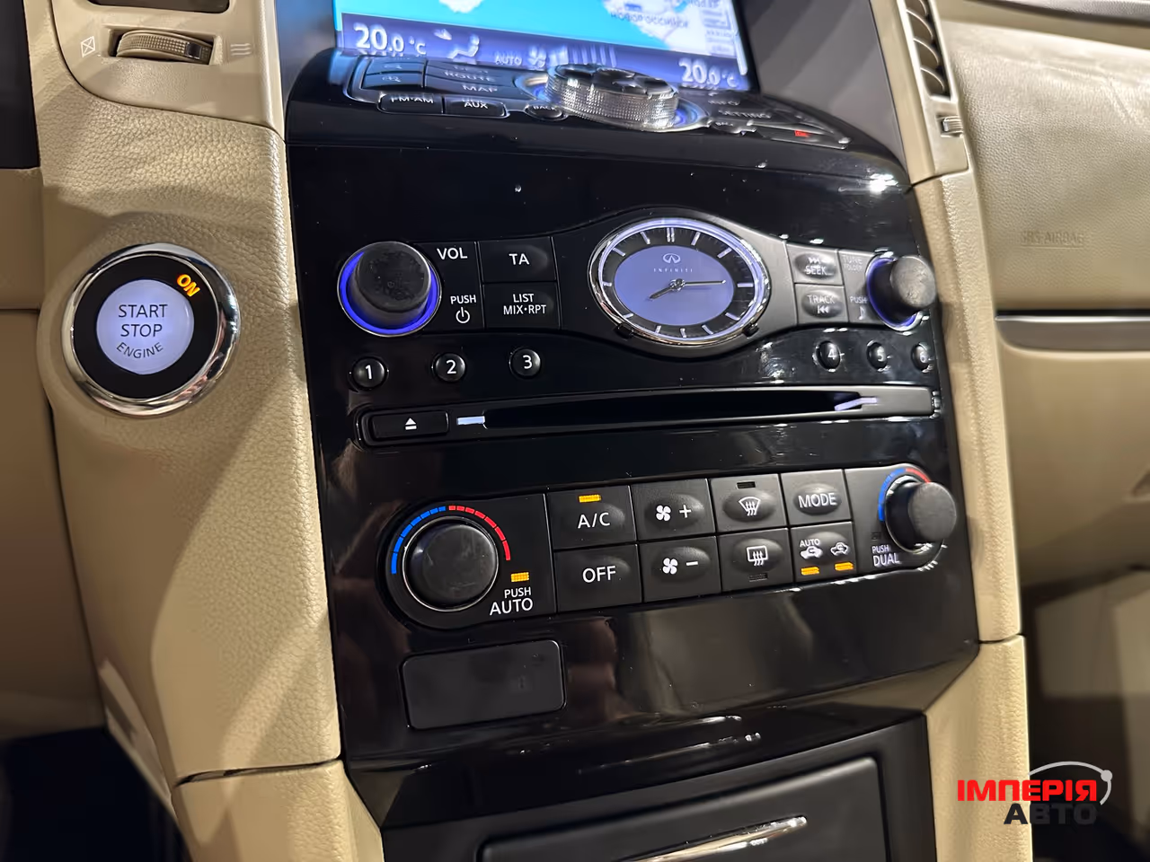 Infiniti FX - фото 20