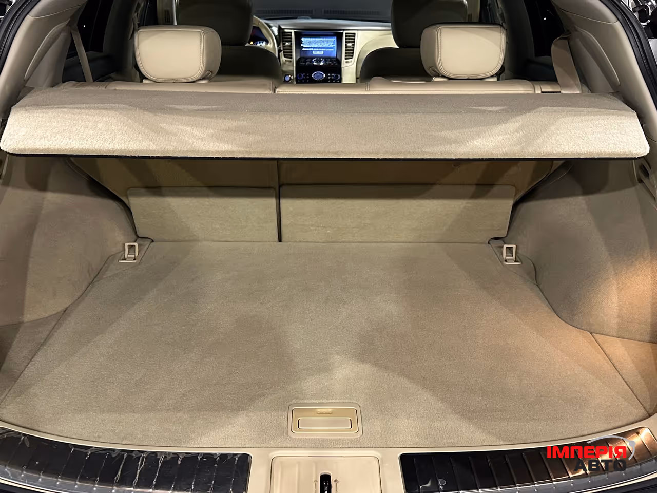 Infiniti FX - фото 10