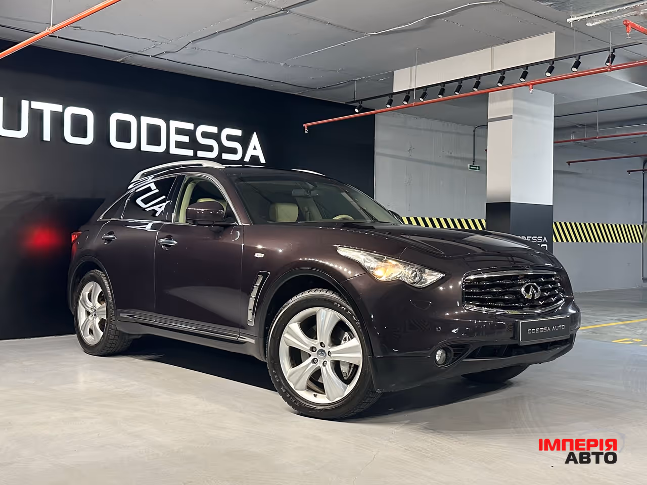 Infiniti FX - фото 3